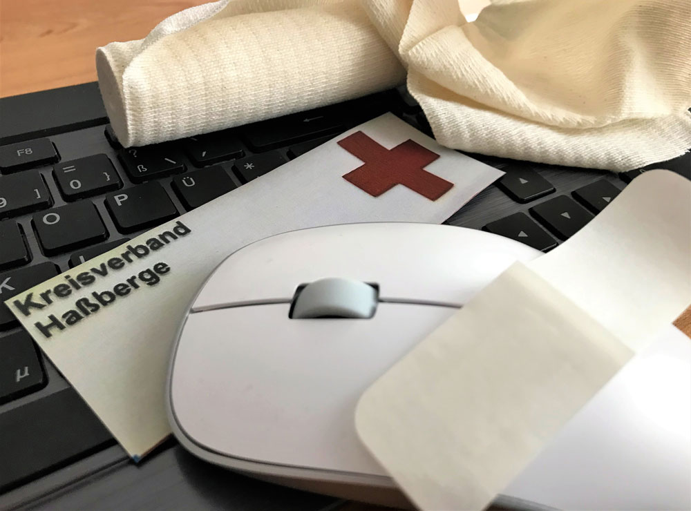 Online anmelden! Zu den Erste-Hilfe-Kursen des Roten Kreuzes Haßberge kann man sich jetzt auch online anmelden. Nur ein paar Mausklicks zum gewünschten Kurs. (Foto: Michael Will / BRK)