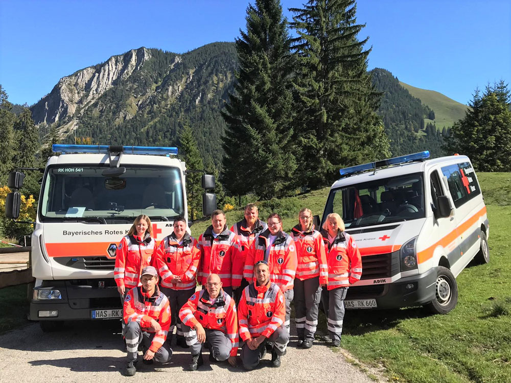 Ein Trainings- und Fortbildungswochenende absolvierten die ehrenamtlichen Helfer der SEG Behandlung des Roten Kreuzes am Spitzingsee. (Foto: Christian Krämer / BRK)