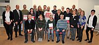 Zum 25. Mal haben diese Frauen und Männer aus der Stadt Haßfurt sowie den Gemeinden Knetzgau, Theres, Wonfurt und Gädheim Blut gespendet. (Foto: Michael Will / BRK)