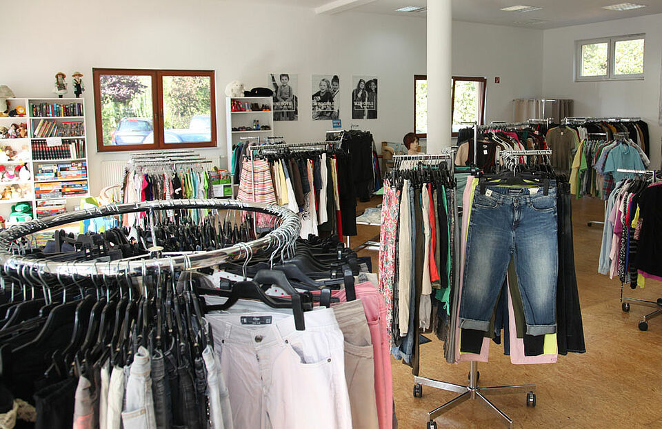 Der Second-Hand-Laden des BRK-Kreisverbandes Haßberge öffnet wieder. (Foto: Michael Will / BRK)